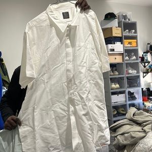 White button down short sleeve neck size 24